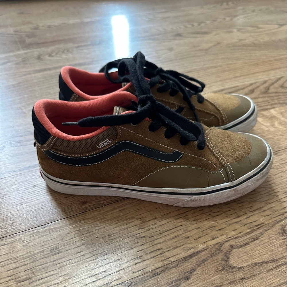Vans Antihero TNT Tony Trujillo Advanced Prototype Kids Size 4.5
